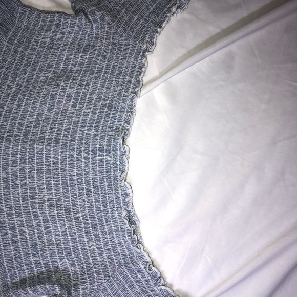 off the shoulder top - Picture 4 of 6